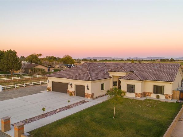 On Acreage Yuma Real Estate 52 Homes For Sale Zillow