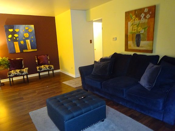 3rd image of 4062 Appleby Ln