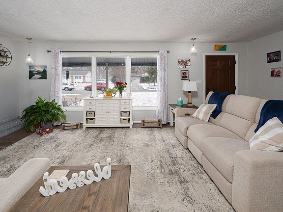 5th image of 2923 Inwood Dr