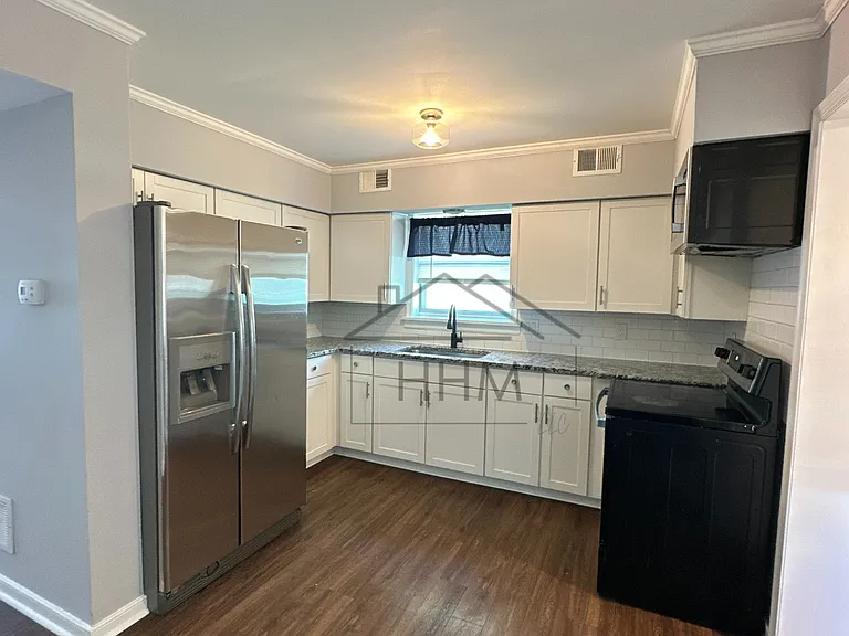 4105 Corbin St — Photo 5