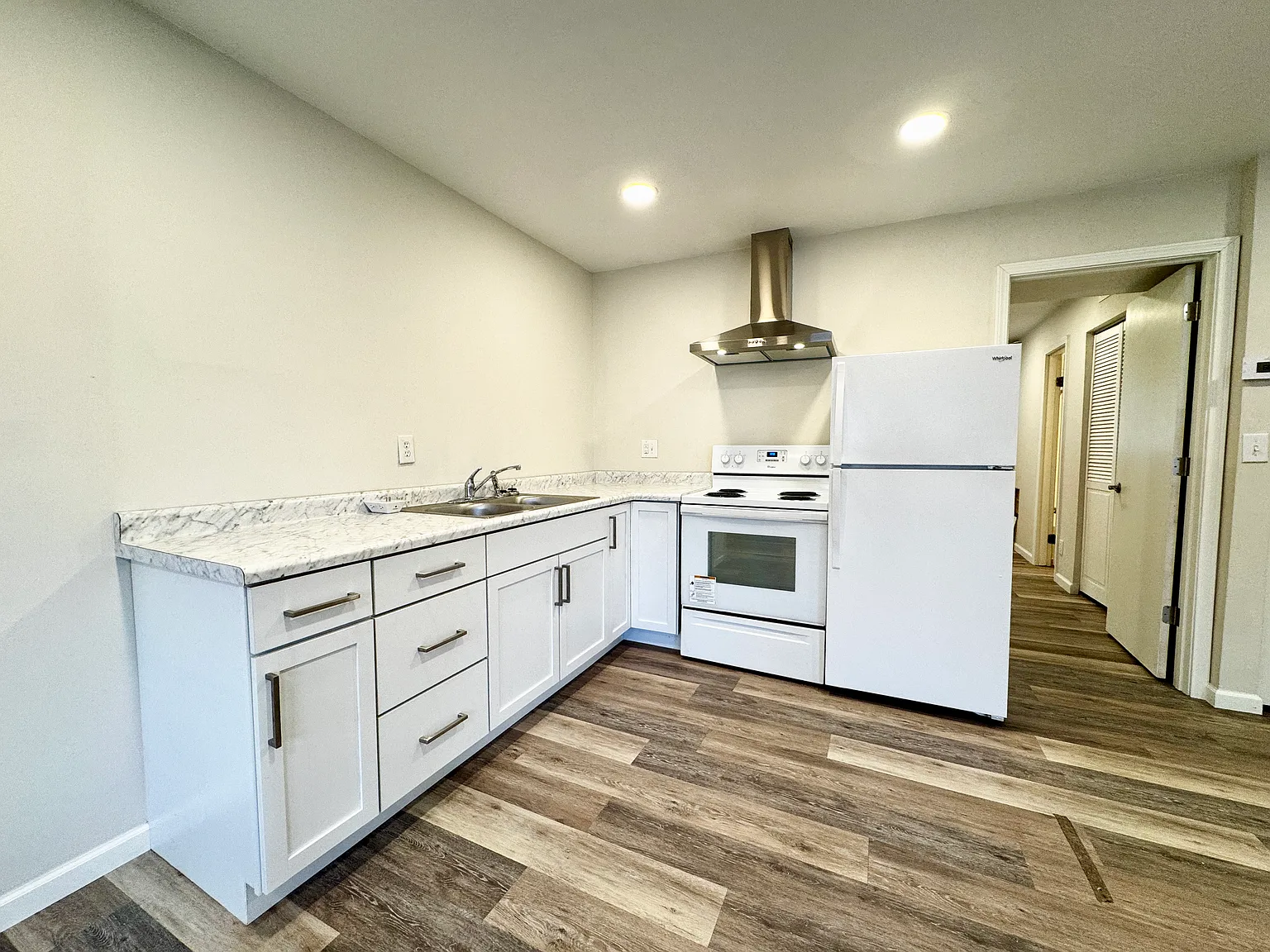 1 bed, 700 sqft, $675 — Photo 3