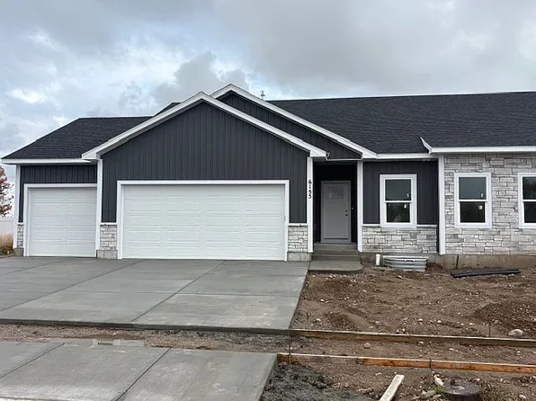 6155 Maggie Dr, Idaho Falls, ID 83402