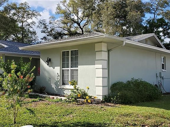 2nd image of 213 Meadowcross Dr