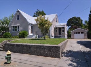 83 Freedom Rd, Providence, RI 02909