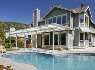 16 Bridgegate Dr, San Rafael, CA 94903