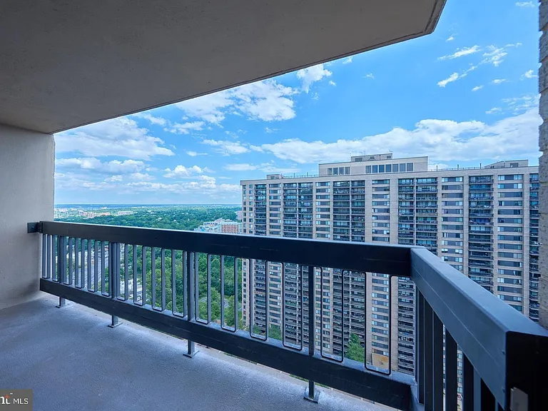 3701 S George Mason Dr #2318N — Photo 16