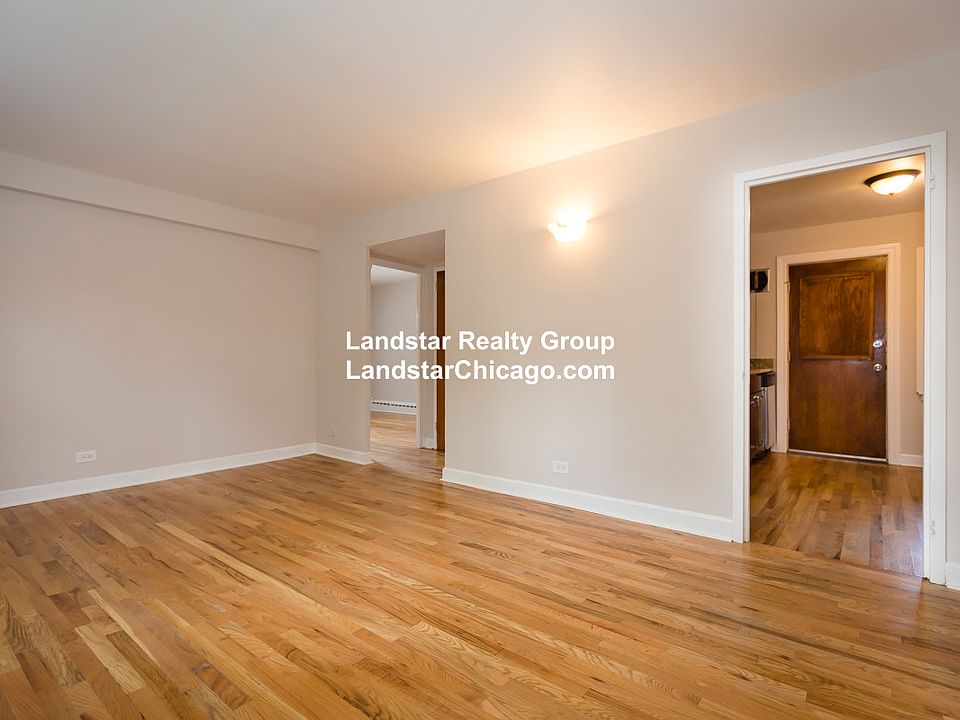 1st image of 2110 W Foster Ave APT 1S