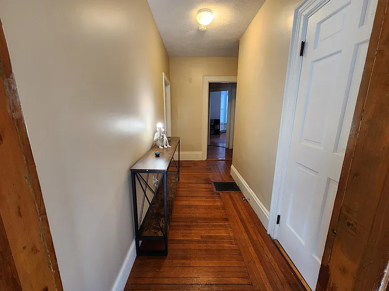 66 Brook St — Photo 20