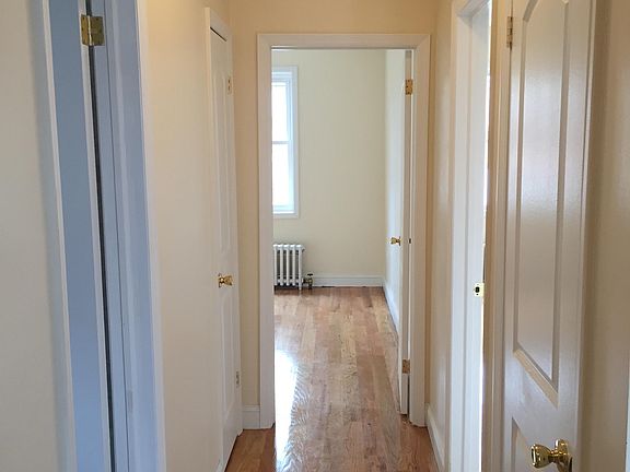 5th image of Dunlop Ave #83925