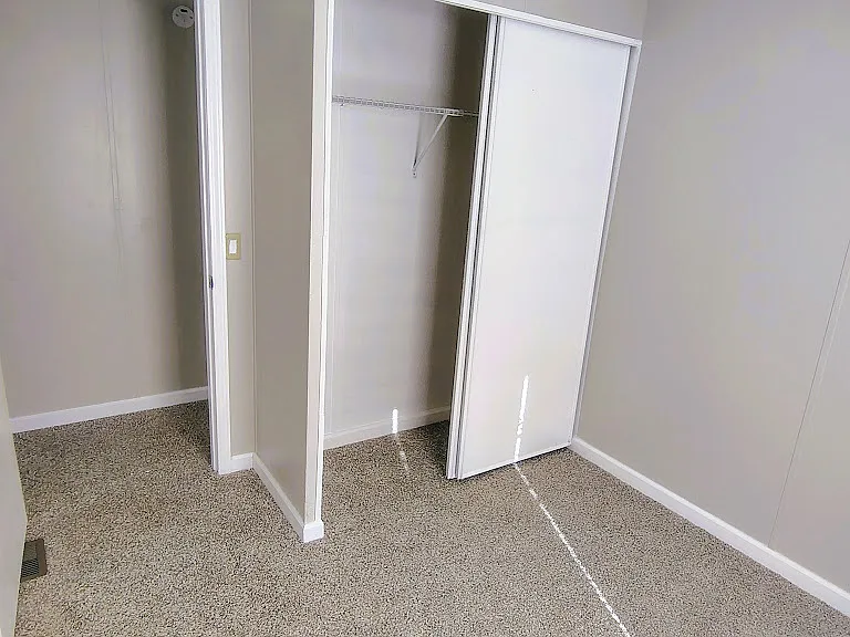 1900 Harper Dr #31 — Photo 7