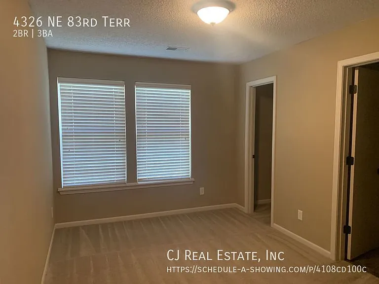 4326 NE 83rd Ter — Photo 10