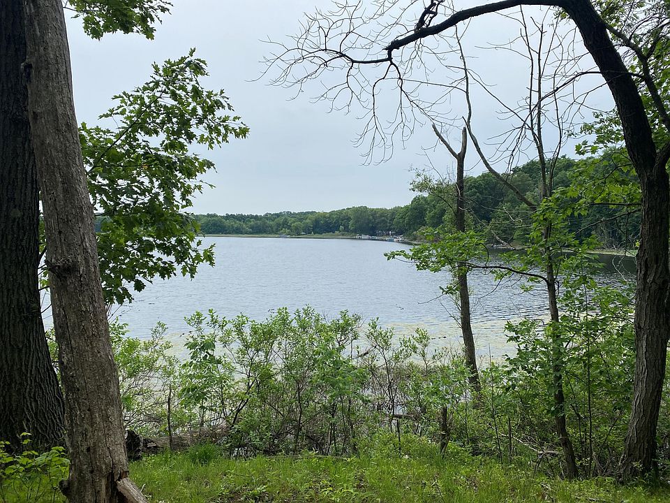 Woods Trail Dr, Delton, MI 49046 MLS 22025662 Zillow
