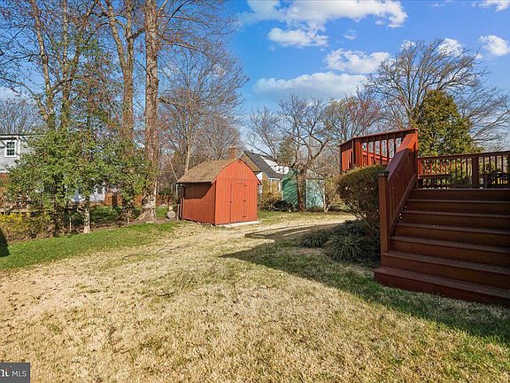 4th image of 10006 Portland Pl