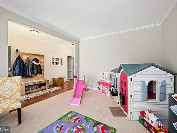 5th image of 24884 Magnolia Cir