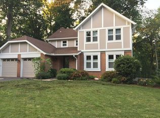 10714 Dundas Oak Ct, Burke, VA 22015