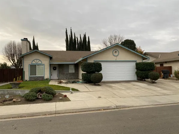 612 Westfield Ln, Patterson, CA 95363