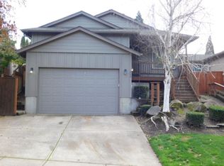 888 Creek Ct NW, Salem, OR 97304