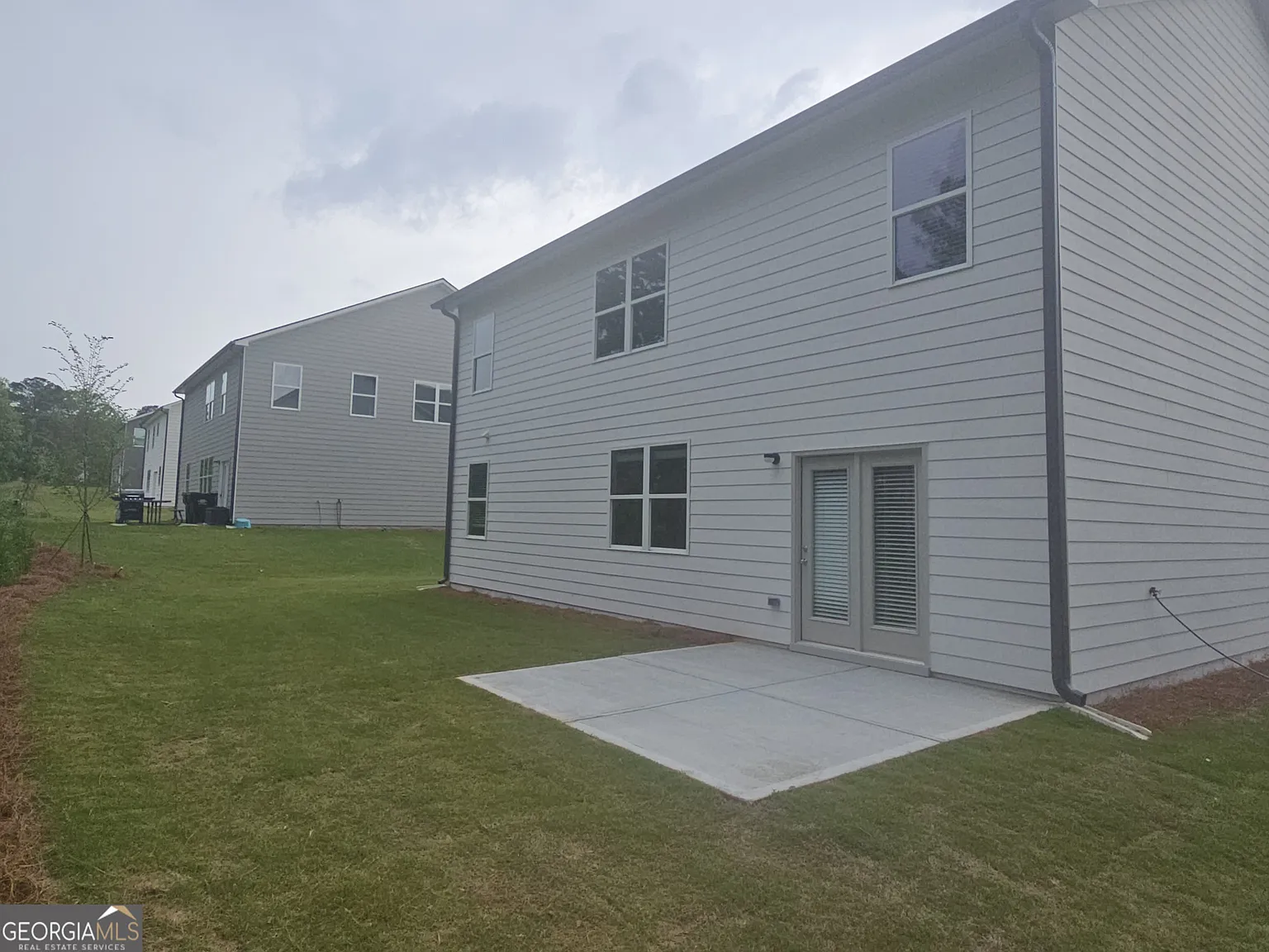 5 bed, 3.0 bath, 2511 sqft, $2,750 — Photo 4