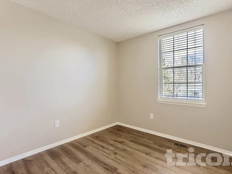17662 Ponderosa Ave — Photo 13