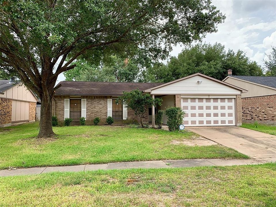 1st image of 17623 Autumn Hills Dr