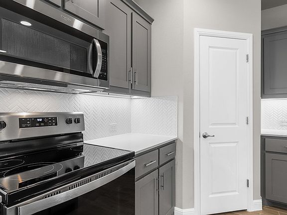 7th image of this home