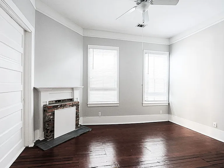 311 W 31st St — Photo 8