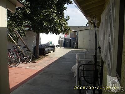 2nd image of 1725 Crawford St