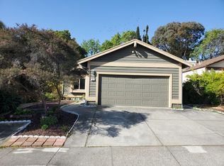 181 Brighton St, Hercules, CA 94547