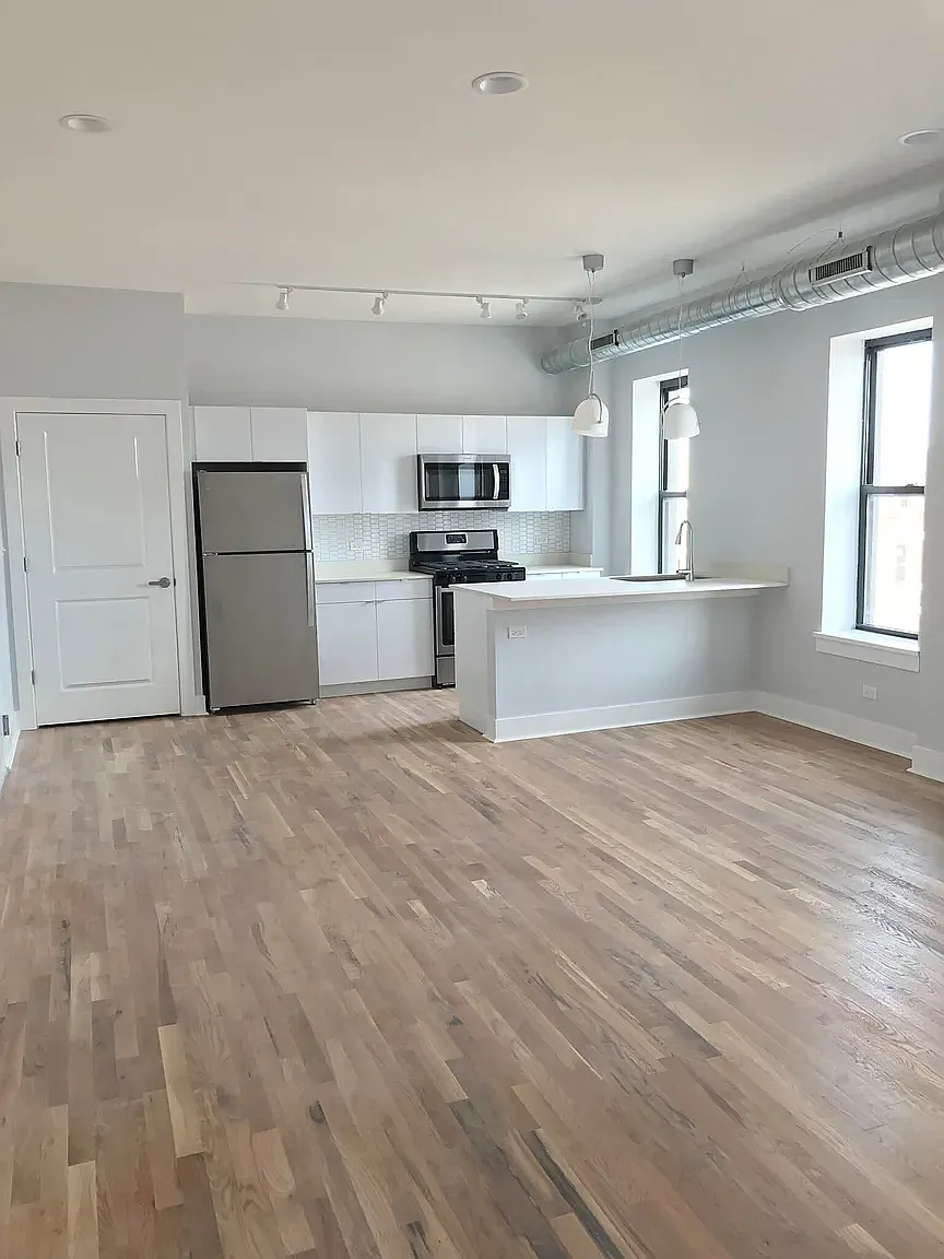 1 bed, 800 sqft, $1,835 — Photo 1