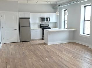 1801 S Throop St #402, Chicago, IL 60608