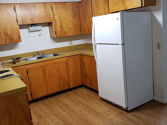 4th image of 4020 N Ave W #3