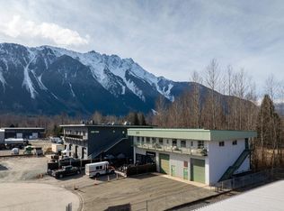 1920 Carpenter Rd #3, Squamish Lillooet, BC V0N 2L0