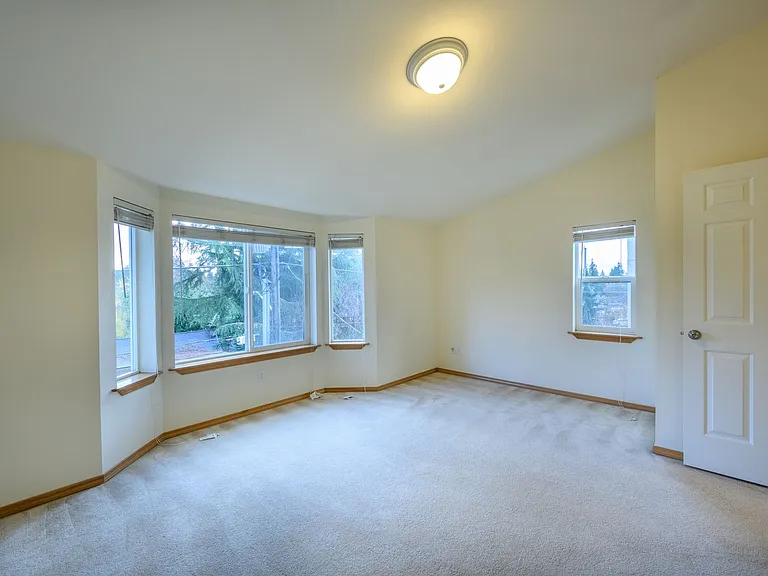 12049B 32nd Ave NE — Photo 16