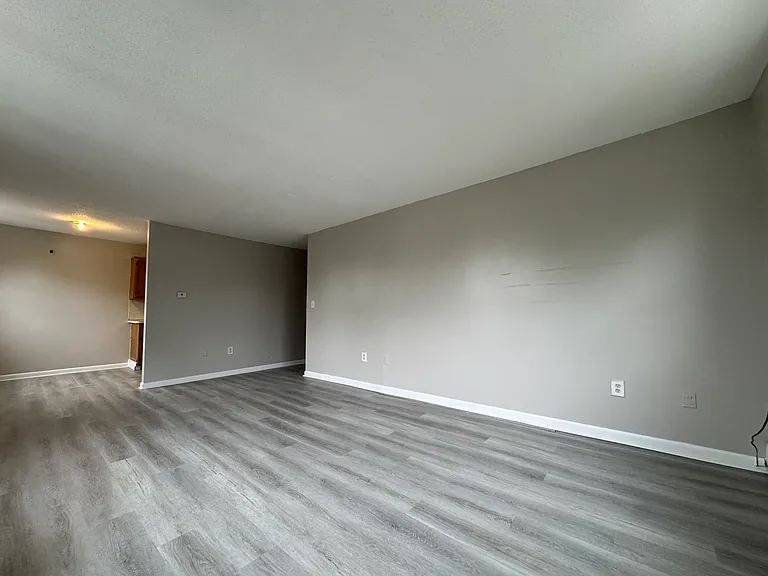 256D2 S Marshall St #D2 — Photo 2