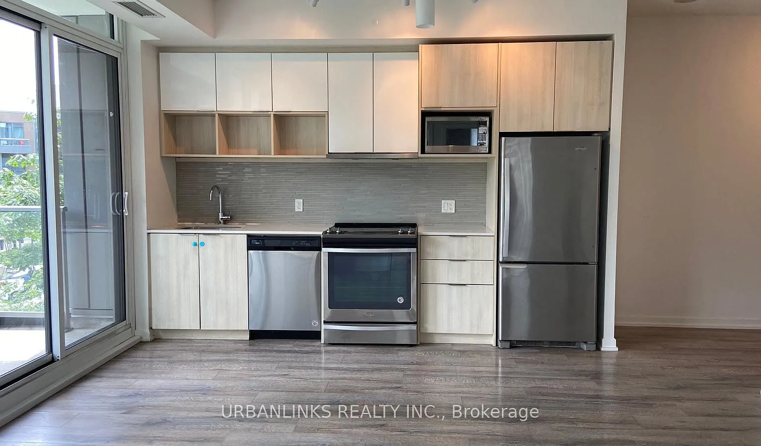 2 bed, $2,800 — Photo 1