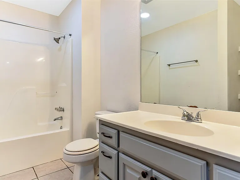 1026 W Coffin St #102 — Photo 16