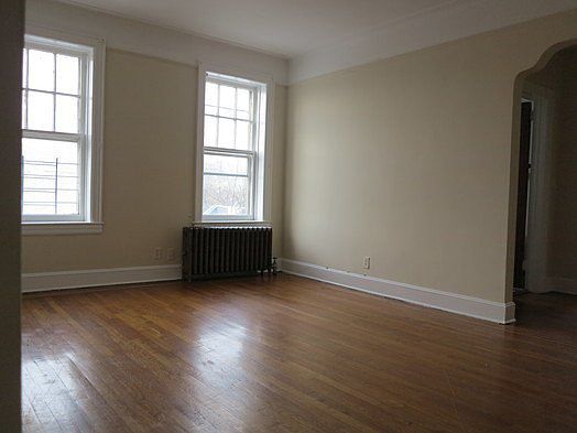 4th image of 7238 73rd St APT 1D
