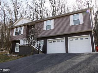 1194 Valley View Rd, Harpers Ferry, WV 25425