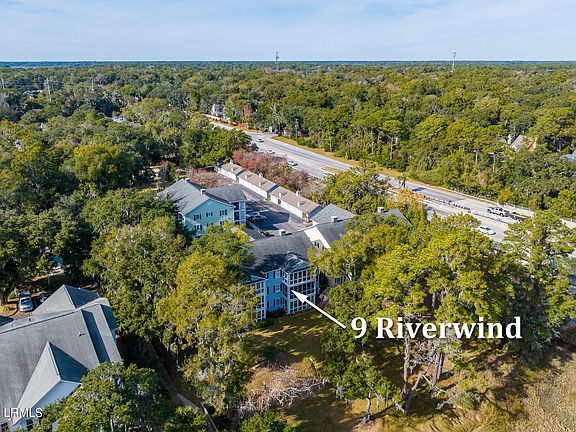 4th image of 9 Riverwind Drive #9