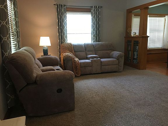 Sitting Room/Living Room