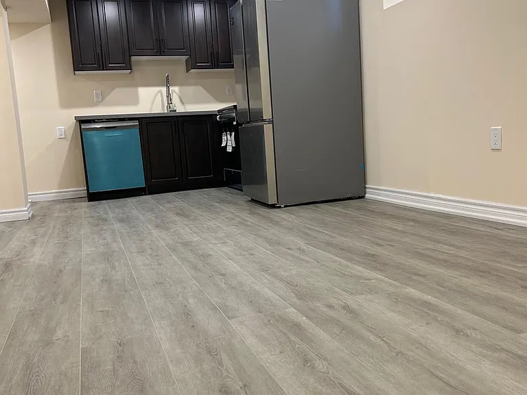 66 Cluett Dr #BASEMENT — Photo 3