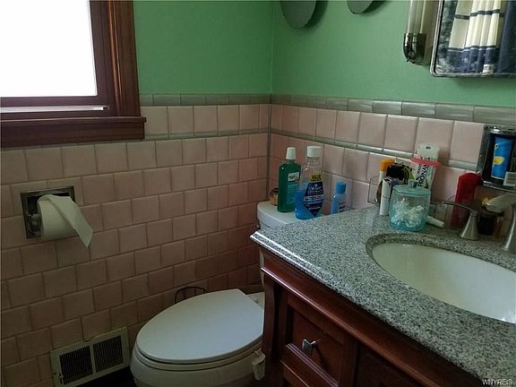 5th image of 65 Mansion Ave