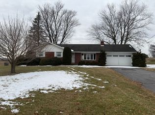 112 Mud Run Rd, Oley, PA 19547