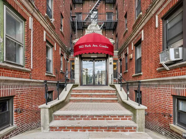 7612 Park Ave #307, North Bergen, NJ 07047