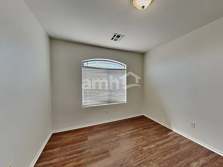 7364 W Ocotillo Rd — Photo 16