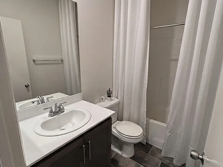 3421 Andrew Ave — Photo 18