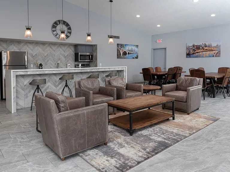 Cinnamon Ridge Apartments — Photo 4