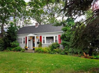 65 Massachusetts Ave, Warwick, RI 02888