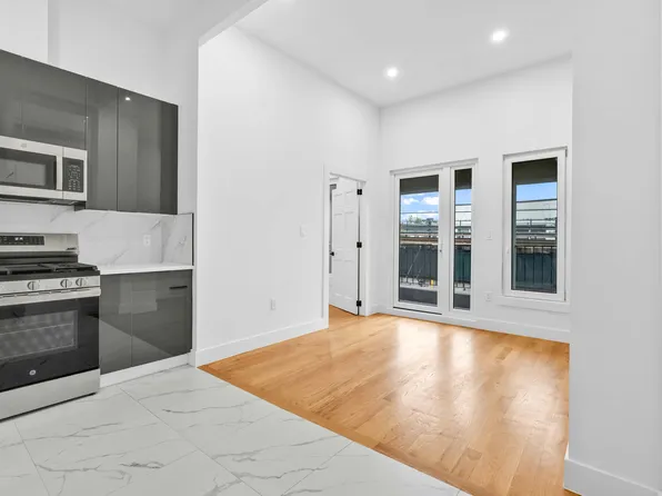 1497 Myrtle Avenue image 1 of 12