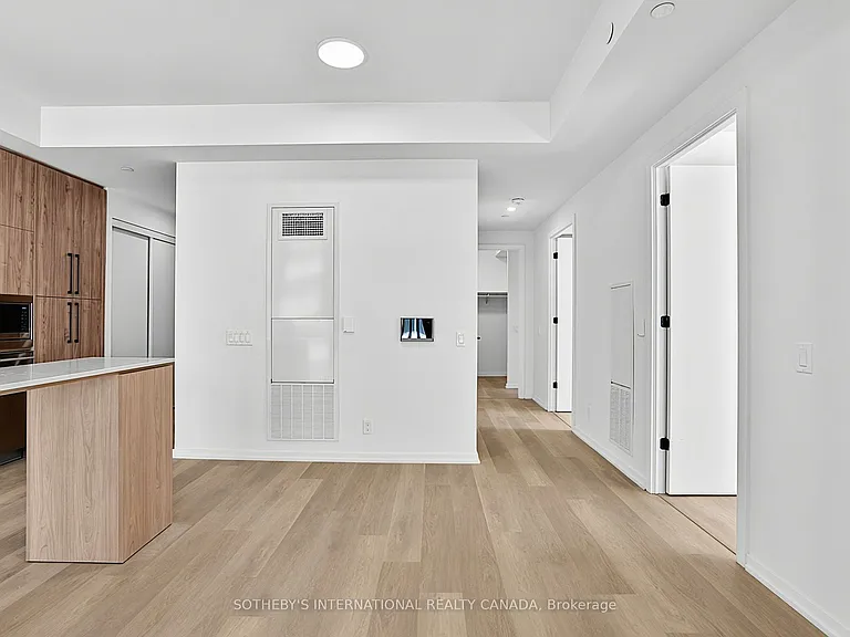 109 Erskine Ave #1110 — Photo 14